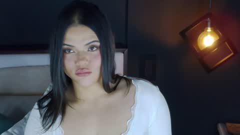 Snapshot of karlizth chatting on October 2025 08:33:02 AM KarolCorreaT online show from October 2025 08:33:02 AM