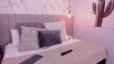 karlla_brown online show from May 2026 01:30:02 PM