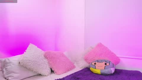 Karlyy  online show from June 2026 02:12:01 AM