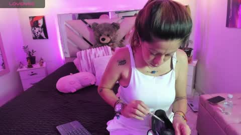 Karly Moonns online show from July 2026 12:39:02 AM