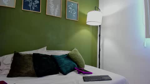 Karlye online show from February 2026 01:40:01 PM