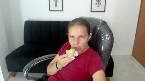 KARLYE online show from February 2025 01:44:02 AM