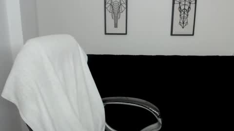 KARLYE online show from March 2025 12:53:01 AM