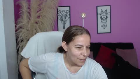 KARLYE online show from September 2025 01:28:01 AM