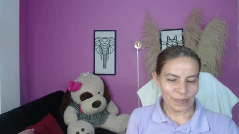 KARLYE online show from October 2025 02:00:01 AM