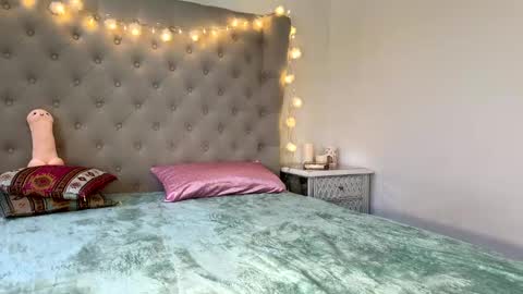 Snapshot of karmarosexx chatting on December 2024 03:52:02 AM KarmaRosexx online show from December 2024 03:52:02 AM