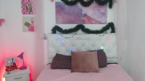 karol online show from December 2024 10:26:02 PM