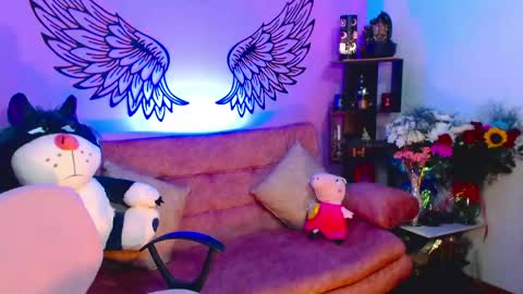 Karol Kenedy online show from May 2026 06:18:02 AM