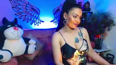 Karol Kenedy online show from July 2026 06:05:01 AM