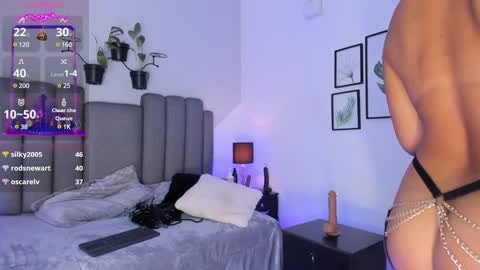 Karol  online show from February 2025 11:01:02 AM