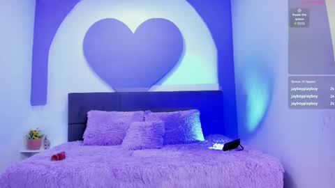 katalina online show from December 2025 02:20:02 AM