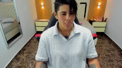 Karol and Luna online show from April 2026 07:25:01 PM