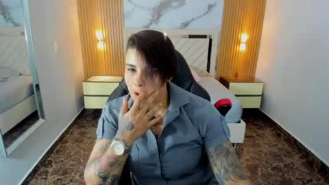 Karol and Luna online show from July 2026 07:23:02 PM