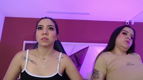 Snapshot of karolandmichel chatting on January 2025 11:51:01 AM Karol and Michel online show from January 2025 11:51:01 AM