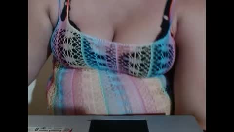 Snapshot of karolbb21 chatting on February 2026 11:58:02 PM karolbb21 online show from February 2026 11:58:02 PM