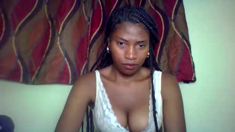 karoliee online show from May 2026 04:13:01 PM