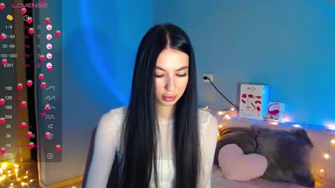 Snapshot of karolina_hottie_ chatting on September 2025 02:22:01 AM Kira online show from September 2025 02:22:01 AM