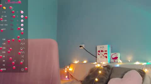 Snapshot of karolina_hottie_ chatting on October 2025 02:42:02 AM Kira online show from October 2025 02:42:02 AM