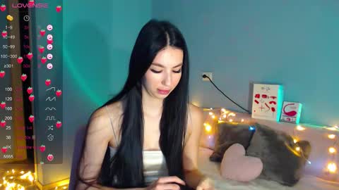 Snapshot of karolina_hottie_ chatting on October 2025 01:50:02 AM Kira online show from October 2025 01:50:02 AM