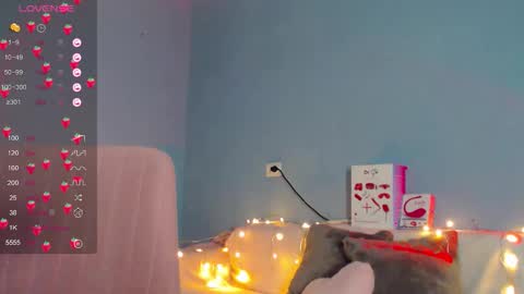 Snapshot of karolina_hottie_ chatting on November 2025 02:23:02 AM Kira online show from November 2025 02:23:02 AM