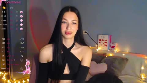 Kira online show from May 2026 01:45:01 AM