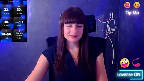 Caroline online show from September 2025 05:53:02 AM