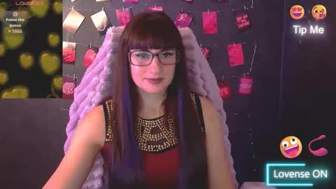 Caroline online show from October 2025 06:39:02 AM