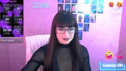 Caroline online show from December 2025 06:55:01 AM