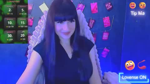 Caroline online show from February 2026 07:24:01 AM