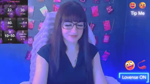 Caroline online show from March 2026 06:54:01 AM
