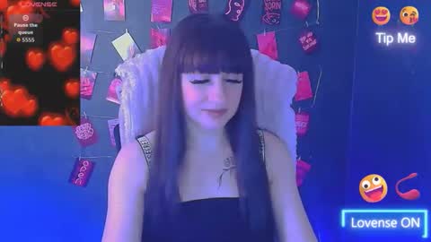 Caroline online show from March 2026 06:40:02 AM