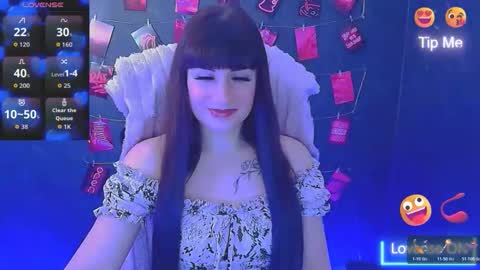 Caroline online show from March 2026 07:03:01 AM