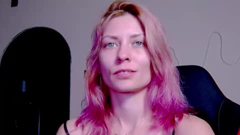 karoline121 online show from November 2025 09:25:02 PM