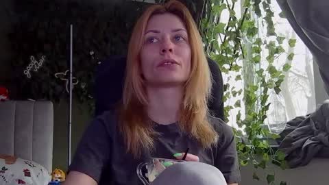 karoline121 online show from January 2026 11:14:02 AM