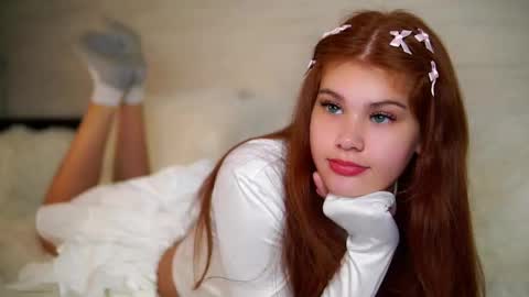 lina online show from November 2025 11:36:02 AM