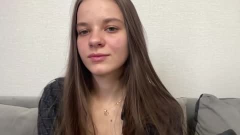 Lia online show from April 2026 03:52:01 PM