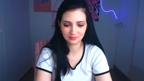 Snapshot of karyna_joy chatting on April 2026 05:41:01 AM Karyna online show from April 2026 05:41:01 AM