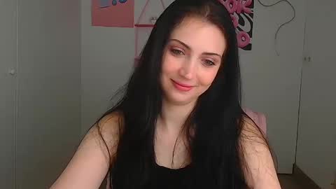 Snapshot of karyna_joy chatting on May 2026 05:35:01 AM Karyna online show from May 2026 05:35:01 AM