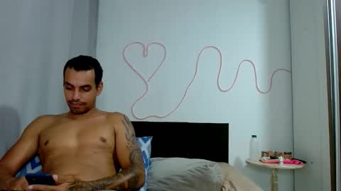 Tamires e Maicon online show from April 2026 07:33:02 PM