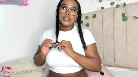 Snapshot of kaseydelvey chatting on December 2025 08:47:02 PM online show from December 2025 08:47:02 PM