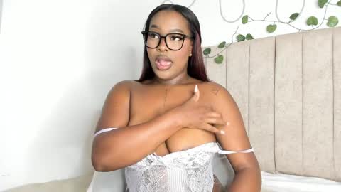 Snapshot of kaseydelvey chatting on April 2026 02:23:02 AM online show from April 2026 02:23:02 AM