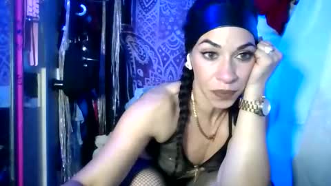 Snapshot of kash_kitty13 chatting on May 2026 10:20:01 AM kash_kitty13 online show from May 2026 10:20:01 AM