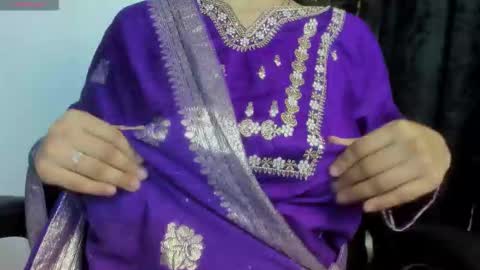 Snapshot of kashvi_ chatting on February 2026 07:42:02 PM kasvhi online show from February 2026 07:42:02 PM