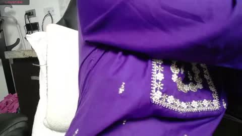 Snapshot of kashvi_ chatting on May 2026 07:33:01 PM kasvhi online show from May 2026 07:33:01 PM
