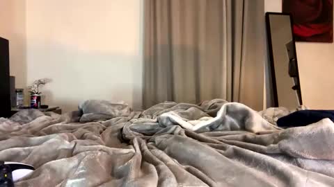 Snapshot of kasperroan chatting on November 2025 08:51:01 PM Kasper Roan online show from November 2025 08:51:01 PM