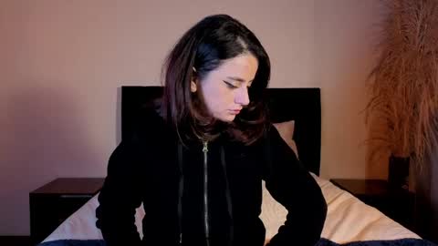kassandra james online show from May 2026 11:18:01 AM