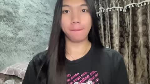 Snapshot of kat_hollandx chatting on February 2025 07:32:02 PM Majesty online show from February 2025 07:32:02 PM