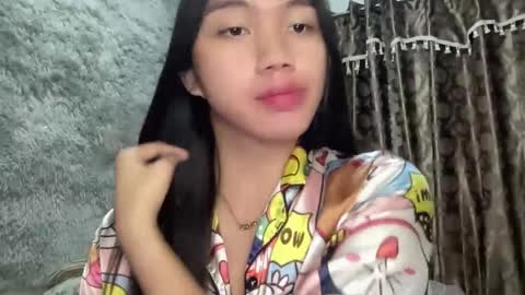 Snapshot of kat_hollandx chatting on February 2025 01:14:01 PM Majesty online show from February 2025 01:14:01 PM