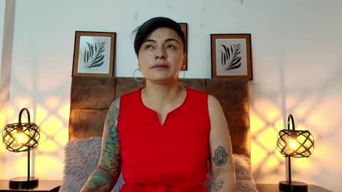 kat paradisse online show from May 2026 12:11:01 PM