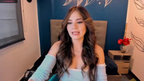 K A T A  H O O T online show from December 2024 07:38:02 PM